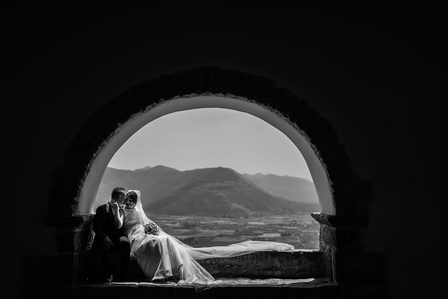 Fotografo di matrimoni Giovanni Scirocco (giovanniscirocco). Foto del 24 febbraio 2023