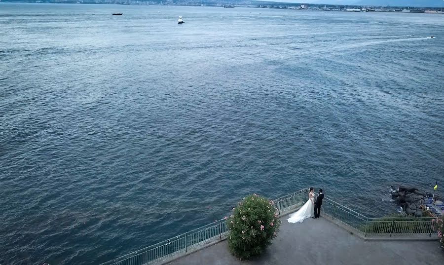 Fotografo di matrimoni Enzo Borzacchiello (ebfotografo). Foto del 17 ottobre 2020