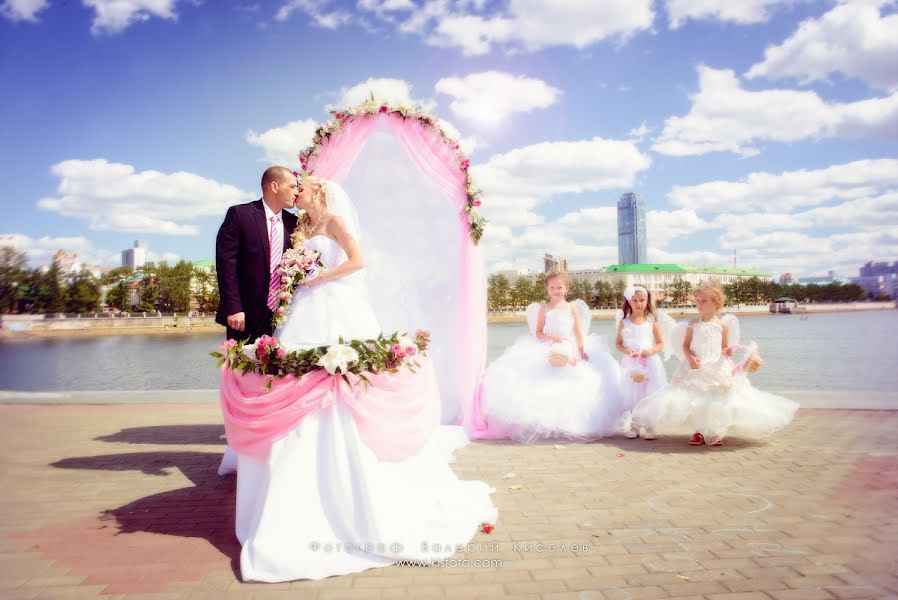 Wedding photographer Valeriy Kiselev (kisfoto). Photo of 7 August 2013