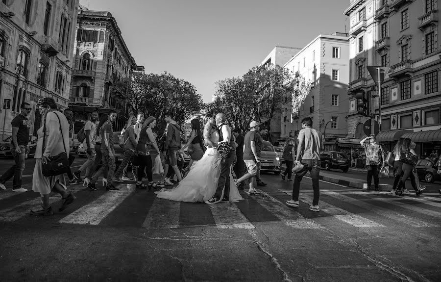 Fotografo di matrimoni Elisabetta Figus (elisabettafigus). Foto del 1 novembre 2017