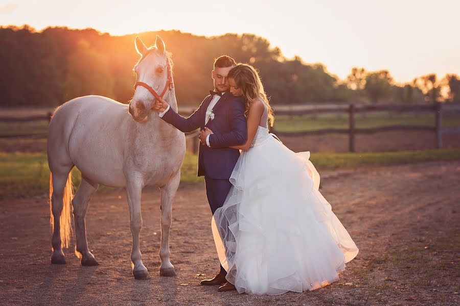 Wedding photographer Sarolta Szokol (saroltaszokol). Photo of 26 March 2019