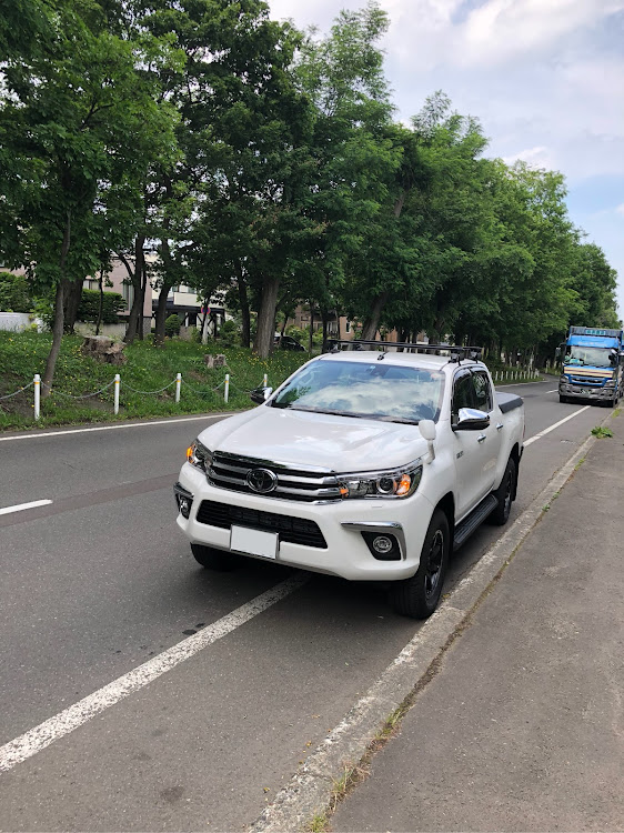 ハイラックス ピックアップのドライブ・車高調整・タイヤ交換に関するカスタム事例の投稿画像1枚目