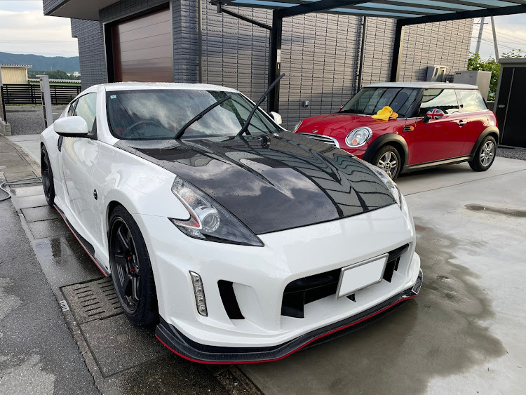 フェアレディZのずぶ濡れの愛車・車検完了・梅雨・ガレージのある生活・愛車と元愛車に関するカスタム事例の投稿画像1枚目