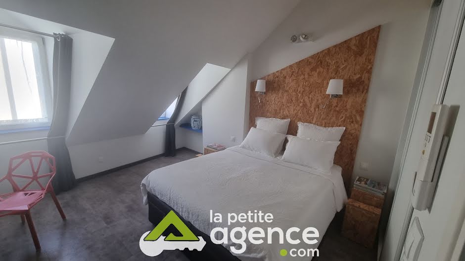 Location  appartement 2 pièces 37 m² à Vierzon (18100), 500 €