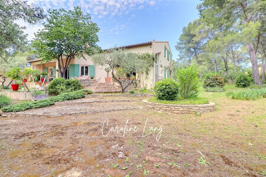 Vente villa 8 pièces 191 m² à Nimes (30000), 630 000 €