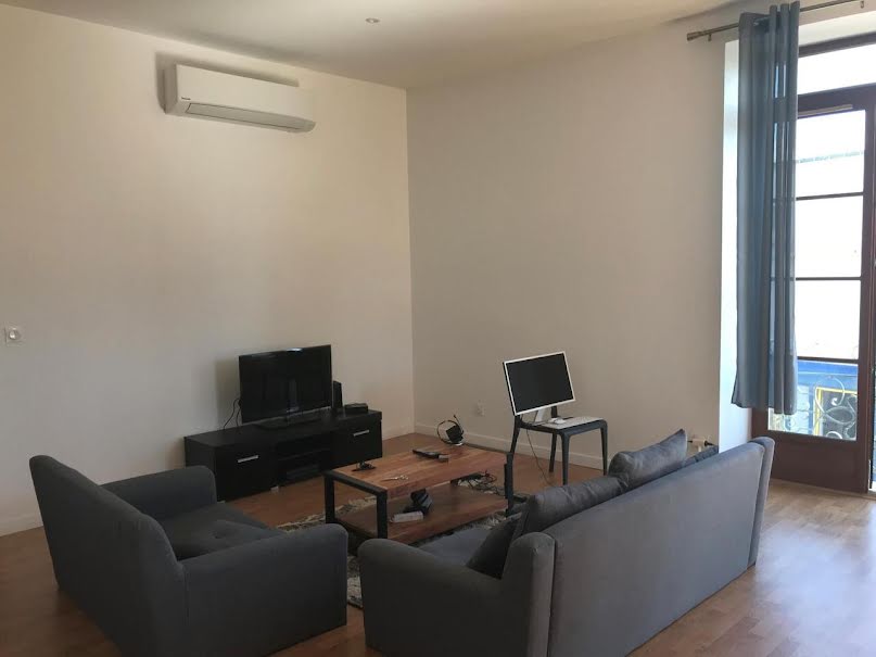 Location  appartement 3 pièces 83 m² à Romans-sur-isere (26100), 685 €