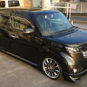 bB QNC21