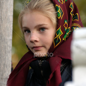 Botiza girl by Cristina Gusatu - People Portraits of Women
