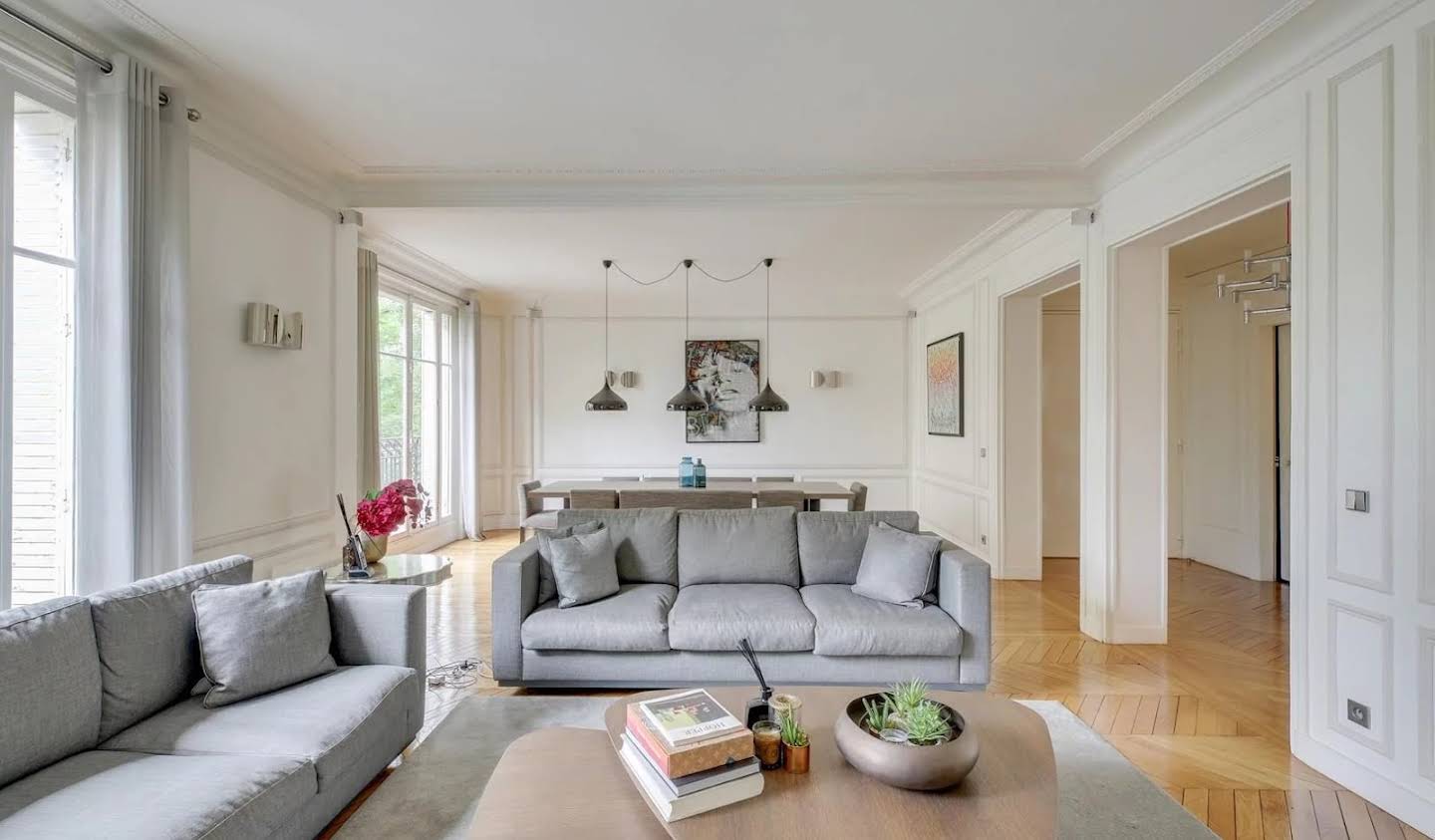 Apartment Neuilly-sur-Seine