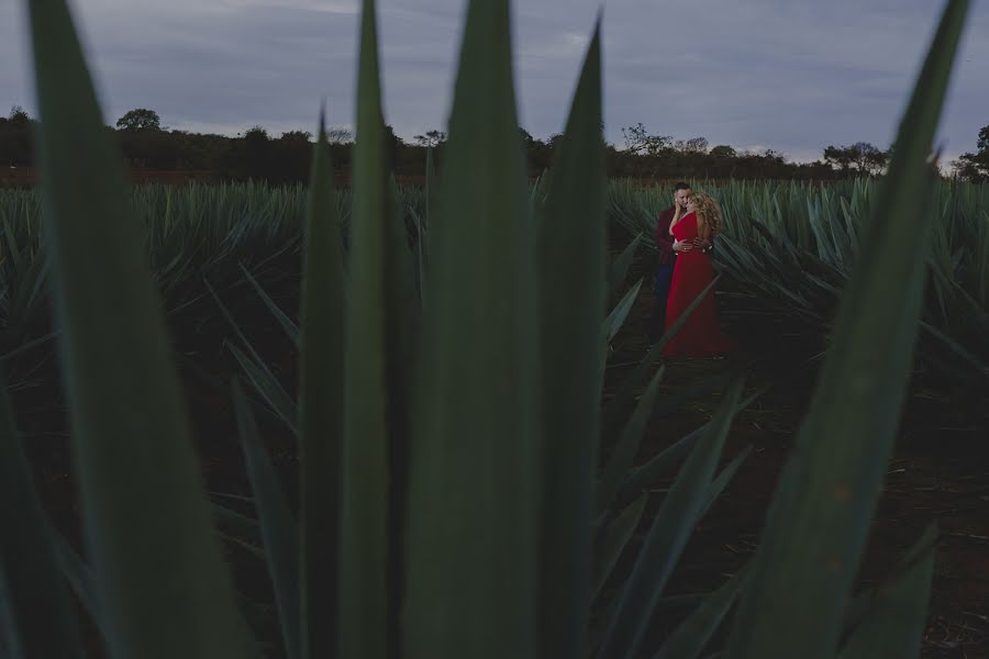 Bryllupsfotograf Luis Mario Pantoja (luismariopantoja). Bilde av 2 juli 2020