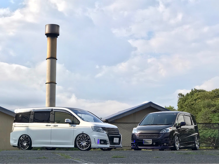 ステップワゴンのR-F.G.K.P・ありがとうございました♪・走れる低車高・良く見ないとわからない弄り・JAFバッチに関するカスタム事例の投稿画像11枚目