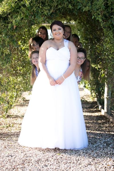 Fotografo di matrimoni Sophie Louise (sophielouise). Foto del 11 febbraio 2019