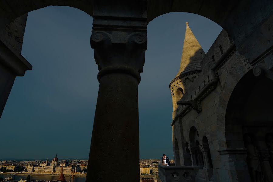 Wedding photographer Bence Pányoki (panyokibence). Photo of 8 June 2017