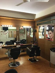 Opium Hair & Beauty Parlour photo 2