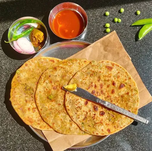 Aloo Matar Paratha