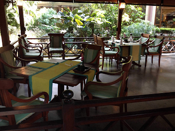 Rim Naam Restaurant (The Oberoi Hotel) photo 