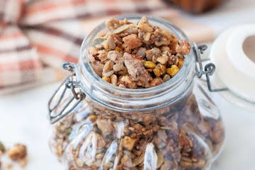 Caramel Pumpkin Spice Granola - Keto, Dairy Free