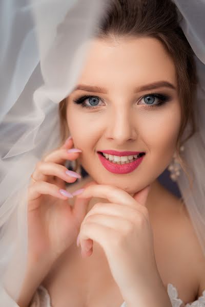 Fotografo di matrimoni Orest Kozak (orestkozak). Foto del 15 maggio 2019