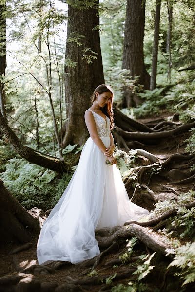 Wedding photographer Irina Kolomeec (kolomeetsira). Photo of 7 February 2020