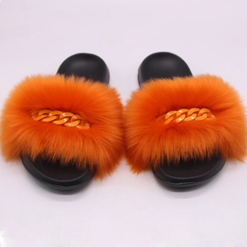 Damen Kunstfell-Slippers in Fuchsoptik, farbige Kette, Plüsch-Flip-Flop-Sandalen und Hausschuhe, warm und bequem für zu Hause.