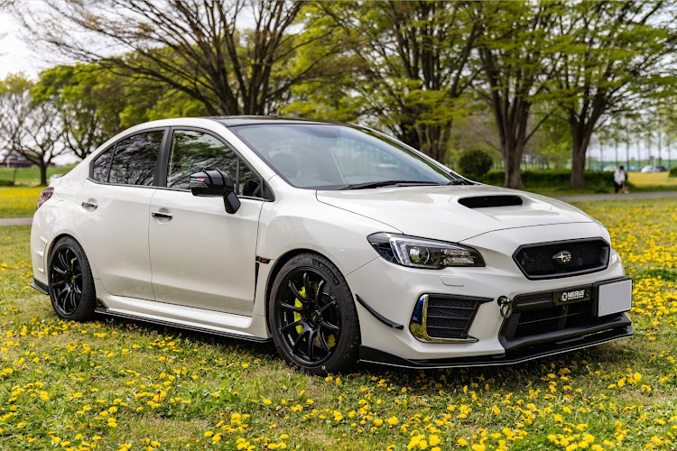 WRX STIの素敵なオジ様達💕・皆んなも遊ぼう😆👍・イェーイな一日✌️・写真って奥が深い(๑˃̵ᴗ˂̵)に関するカスタム事例の投稿画像1枚目