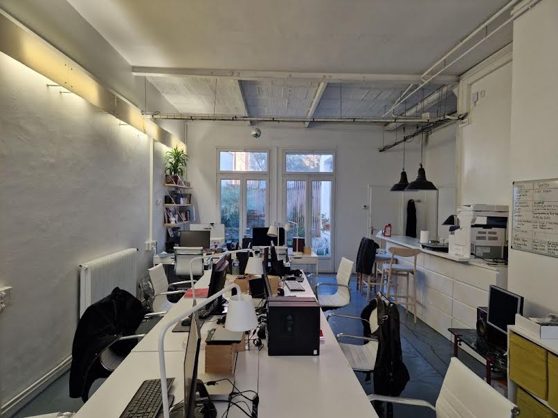 Vente locaux professionnels  59 m² à Paris 18ème (75018), 432 000 €