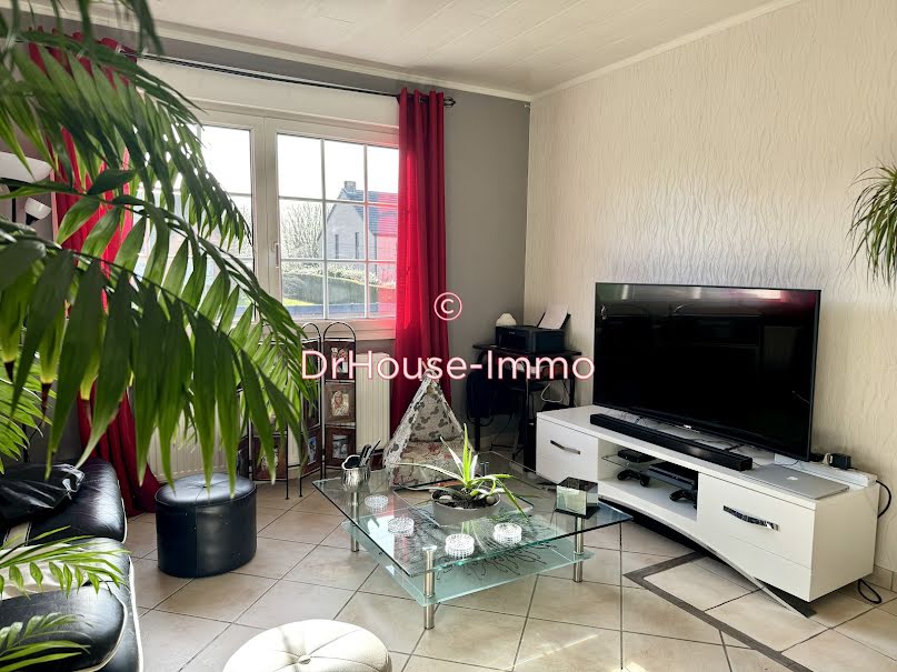 Vente maison 5 pièces 95 m² à Hautmont (59330), 136 000 €