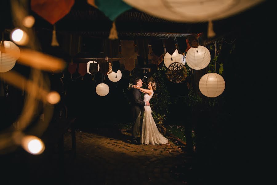 Fotógrafo de casamento Mika Alvarez (mikaalvarez). Foto de 24 de maio 2016