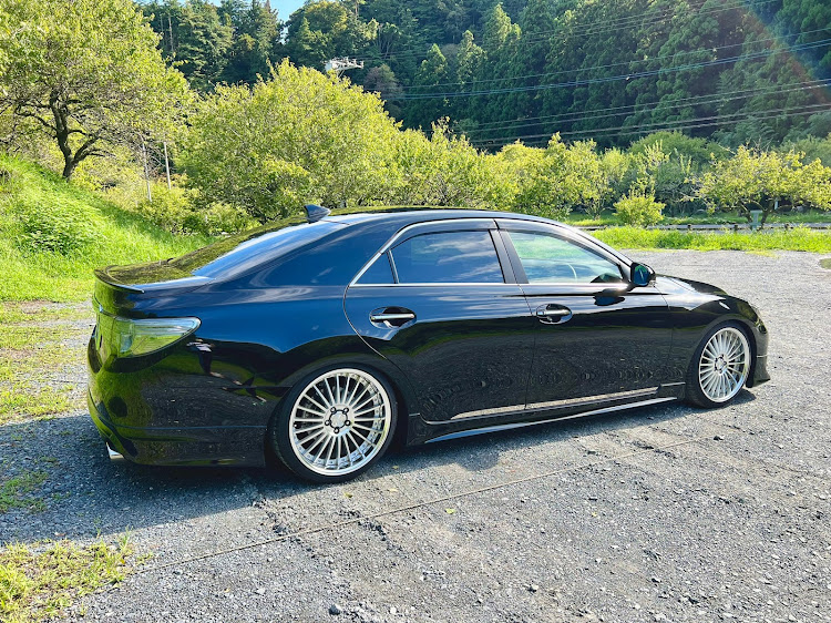 マークXの9月もよろしくお願いします。・秋の気配・洗車・マークX乗りと繋がりたい・低そうで低くない少し低い車に関するカスタム事例の投稿画像1枚目