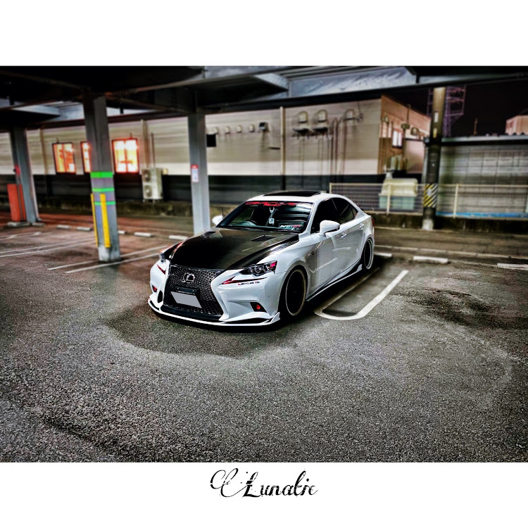 ISのFsportsfamily・白黒王道・だがやることだらけ・リメイク完了・ハーフエアロに関するカスタム事例の投稿画像2枚目