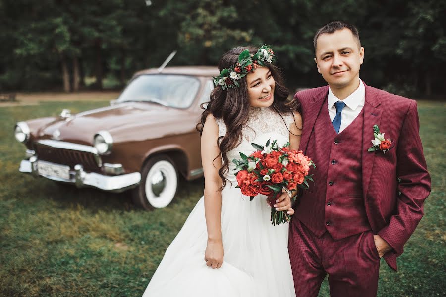 Fotógrafo de casamento Damir Absalyamov (damir02). Foto de 15 de julho 2019