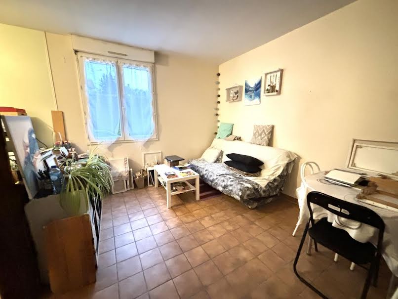 Location  appartement 1 pièce 27 m² à Alençon (61000), 340 €