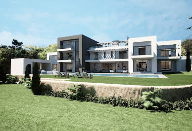 Villa with pool and garden 5