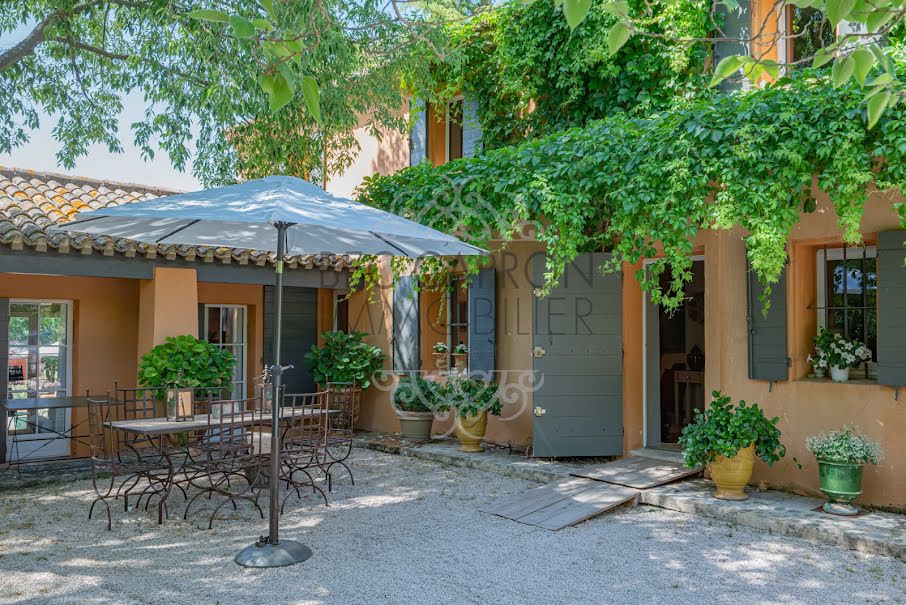 Vente maison 7 pièces 300 m² à Aix-en-Provence (13090), 1 890 000 €