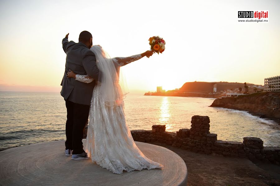 Fotógrafo de casamento Studio Digital Fotografia (sammyleon). Foto de 4 de fevereiro 2018