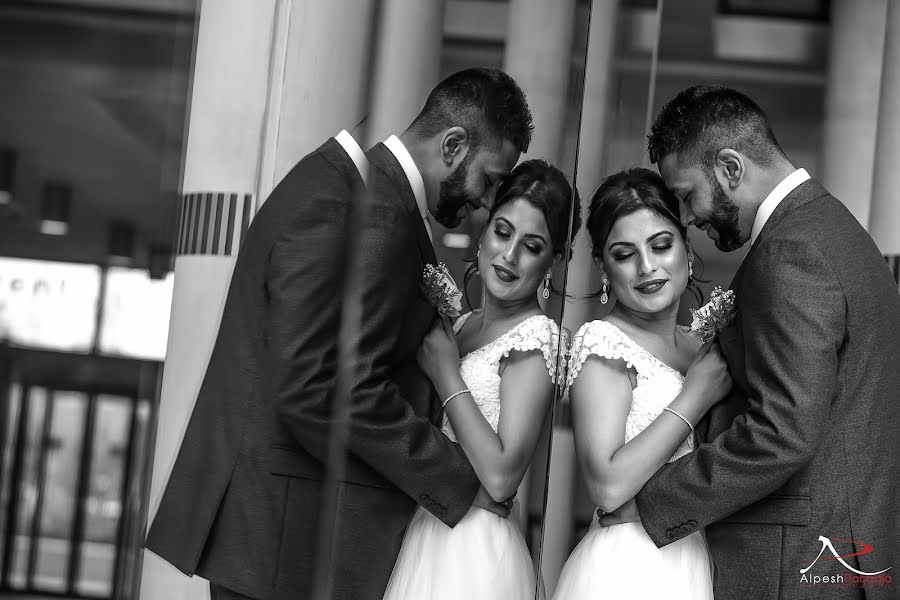 Fotógrafo de casamento Alpesh Rabadia (alpeshrabadia). Foto de 7 de julho 2019