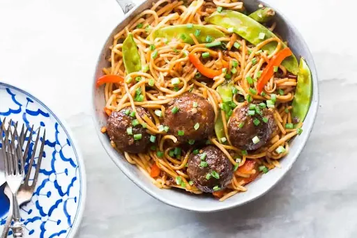 Veg Manchurian Noodles Bowl