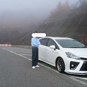 プリウスα ZVW40W