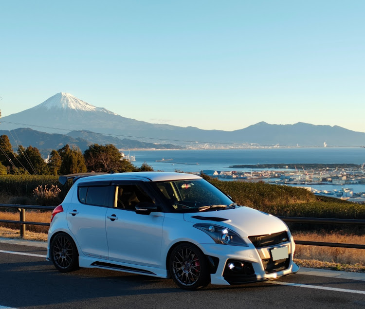 スイフトスポーツの7th heavenの堕天使・JPF morning project・日本平朝の会・2022年・元旦に関するカスタム事例の投稿画像3枚目