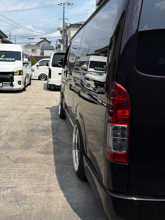 ハイエースバンのハイエース・車検準備中・作業オフに関するカスタム事例の投稿画像2枚目