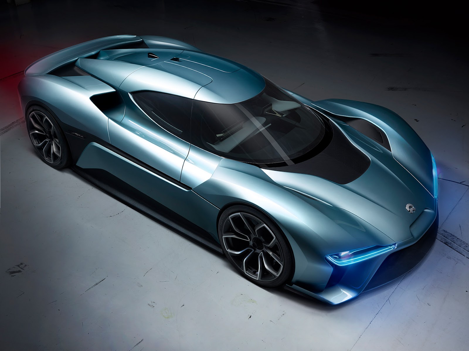 NIO-EP9-front-top-1.jpg