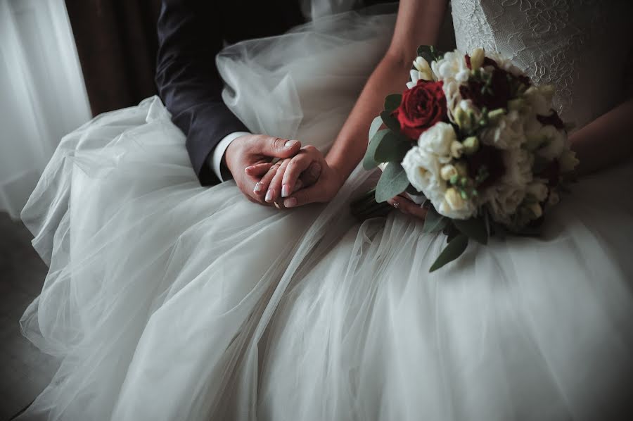 Fotografo di matrimoni Olya Naumchuk (olganaumchuk). Foto del 5 marzo 2018