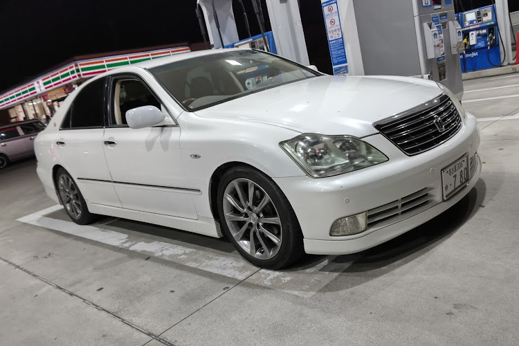 クラウンロイヤルのけんけんさんが投稿したカスタム事例の投稿画像1枚目