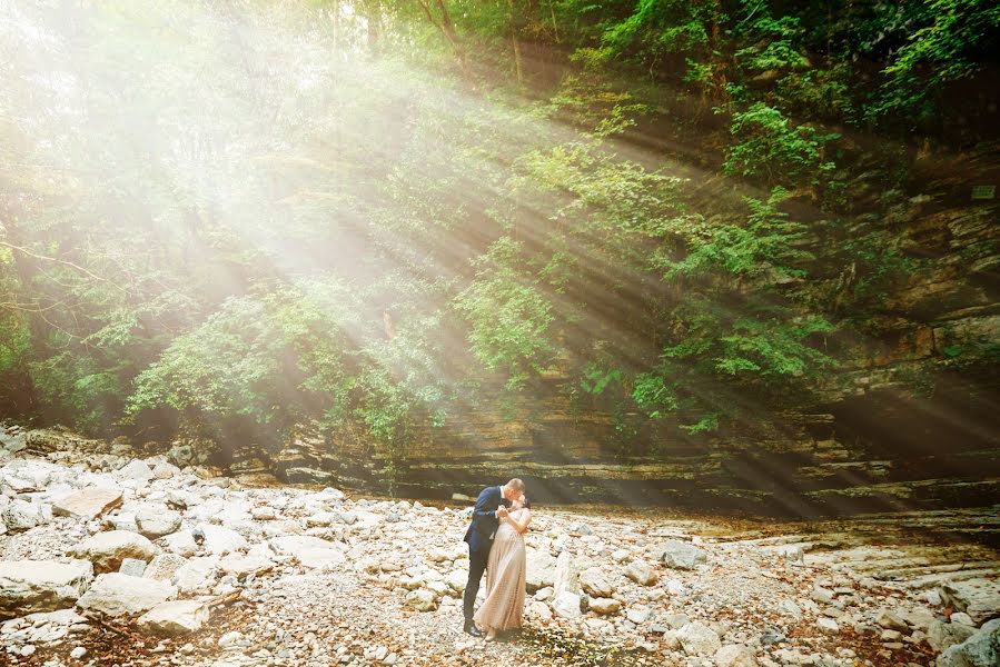 Fotógrafo de bodas Olga Shadrina (akinelka). Foto del 19 de julio 2021