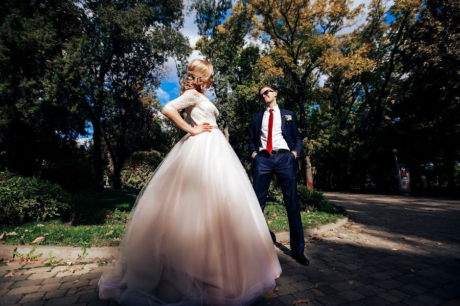 Photographe de mariage Vitaliy Krylatov (shoroh). Photo du 4 décembre 2017