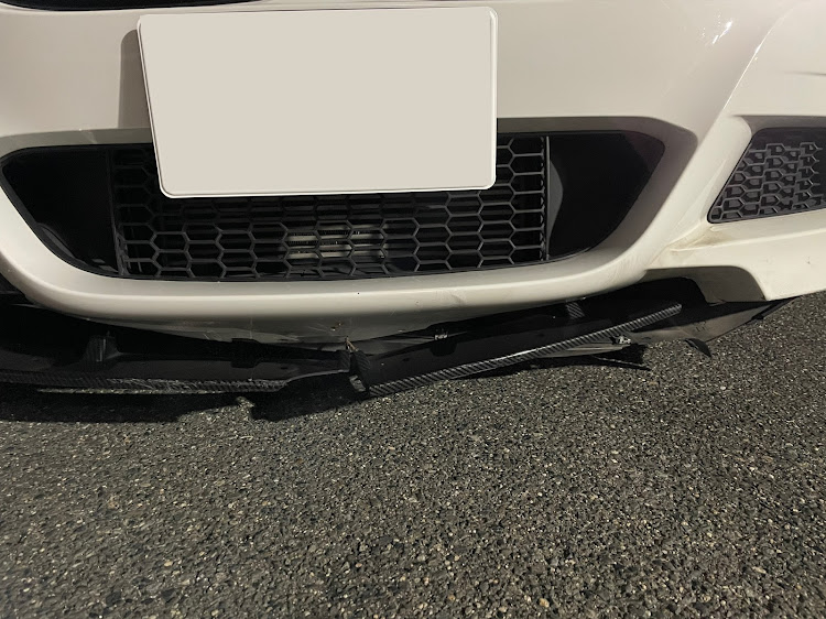 3シリーズ セダンの12月もよろしくお願いします・泣きたい・かなしい出来事・いたいのいたいのとんでけに関するカスタム事例の投稿画像2枚目