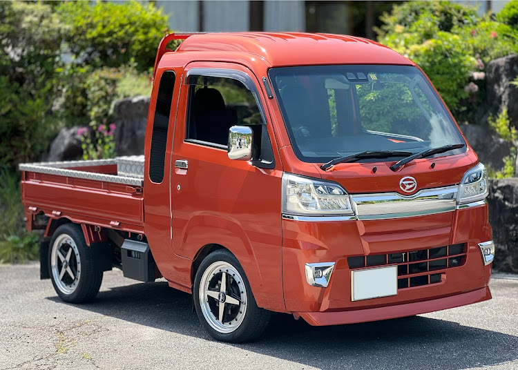 ハイゼットトラックのガレージベリー・フロントリップ・Equipe01・エクイップ01に関するカスタム事例の投稿画像1枚目