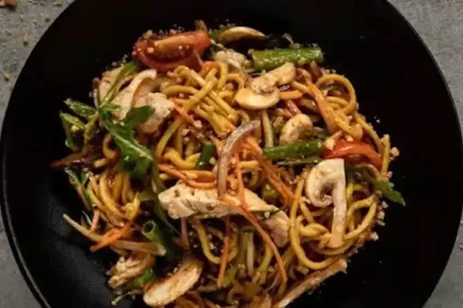 Chicken Chilli Garlic Noodles