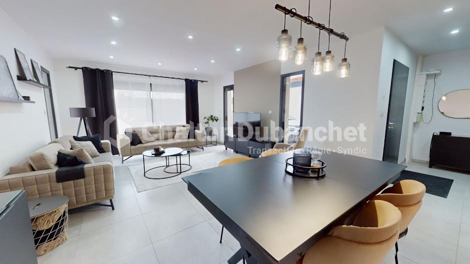 Vente maison 5 pièces 115 m² à Feurs (42110), 289 000 €