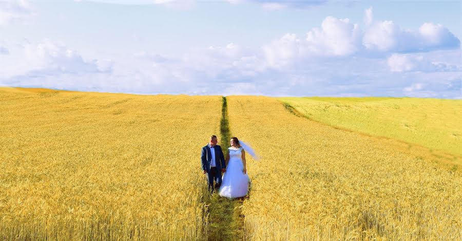 Fotógrafo de casamento Agnieszka Kierebińska (agnieszkik). Foto de 25 de fevereiro 2020